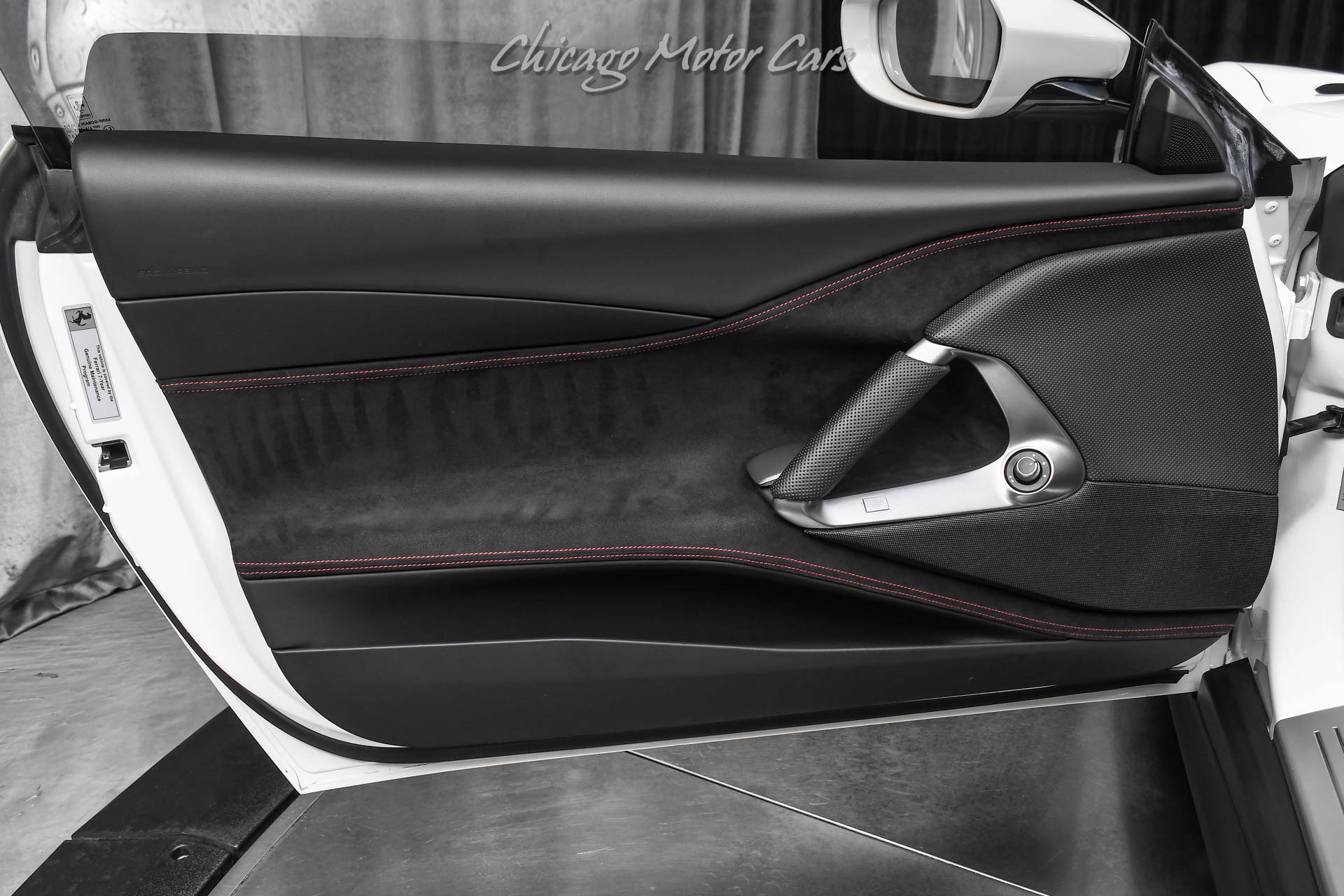 Used 2020 Ferrari 812 Superfast RWD image 31