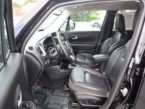 Used 2017 Jeep Renegade Limited AWD/4WD image 18