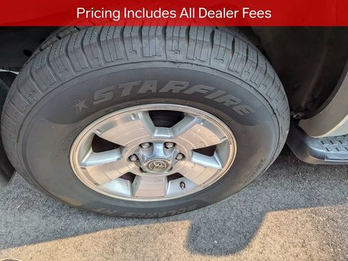 Used 2008 Toyota 4Runner SR5 RWD image 8