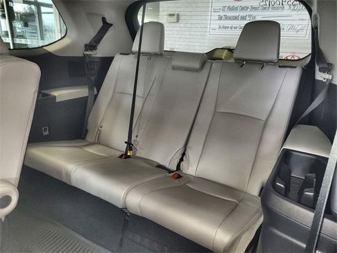 Used 2025 Toyota Grand Highlander Limited image 24