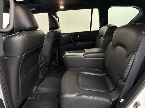 Certified 2022 Nissan Armada SL w/ Midnight Edition Package RWD image 16