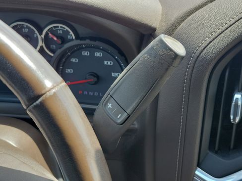 Used 2020 Chevrolet Silverado 1500 LT w/ Convenience Package image 23