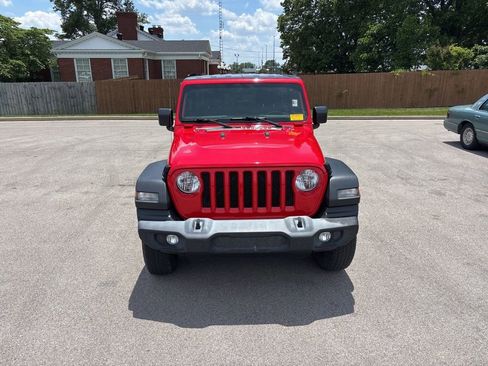 Used 2018 Jeep Wrangler Unlimited Sport S AWD/4WD image 8