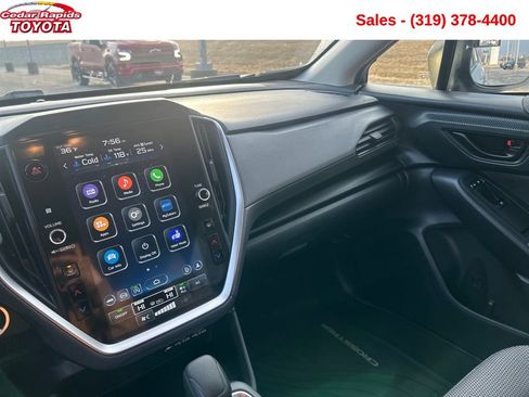 Used 2024 Subaru Crosstrek 2.0i Premium image 16