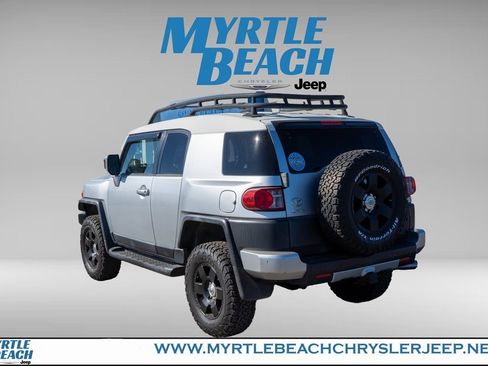 Used 2008 Toyota FJ Cruiser 4WD image 4