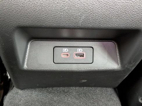 Used 2025 Nissan Altima 2.5 SV FWD image 14