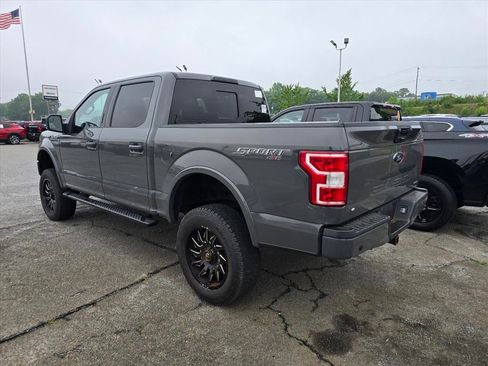 Used 2018 Ford F150 XLT w/ Equipment Group 302A Luxury AWD/4WD image 12