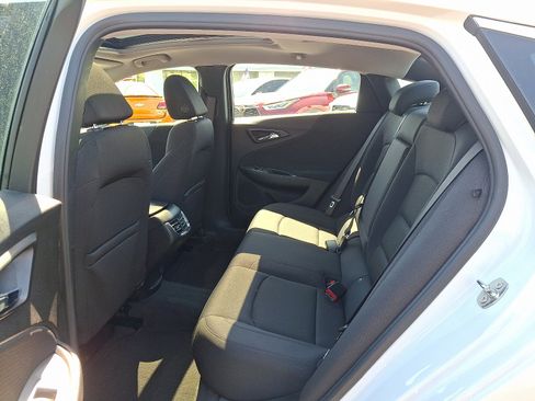 Used 2022 Chevrolet Malibu LT FWD image 10