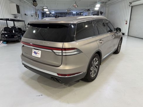 Used 2021 Lincoln Aviator 2WD image 5