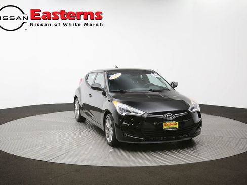 Used 2016 Hyundai Veloster image 48
