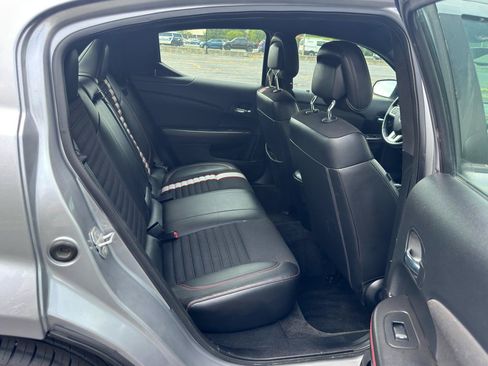 Used 2013 Dodge Avenger R/T FWD image 15