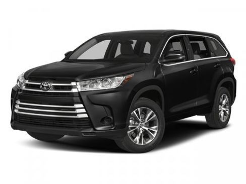 Used 2017 Toyota Highlander LE image 1