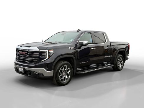 Used 2022 GMC Sierra 1500 SLT w/ SLT Premium Plus Package image 1