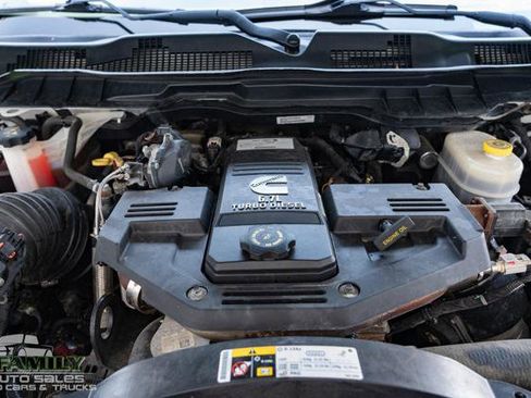 Used 2018 RAM 2500 Longhorn w/ Longhorn Southfork Package image 16