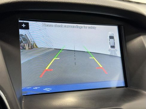 Used 2018 Ford Focus Titanium FWD image 23