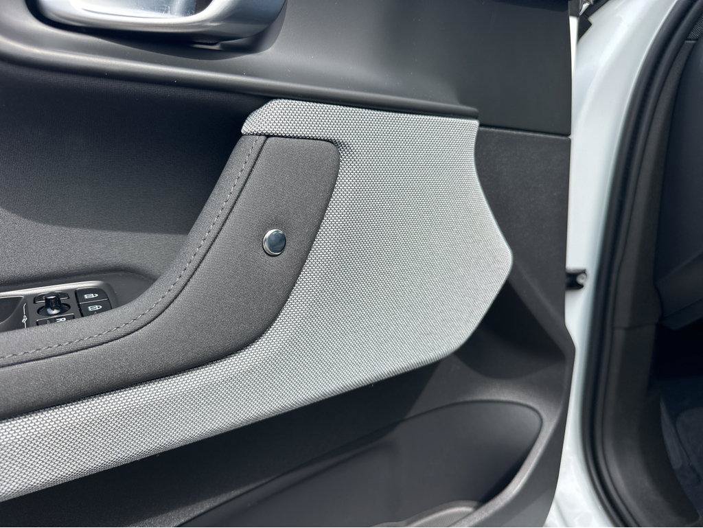 Used 2024 Polestar Polestar 2 w/ Pilot Pack RWD image 34