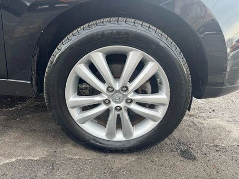 Used 2010 Hyundai Tucson Limited image 25