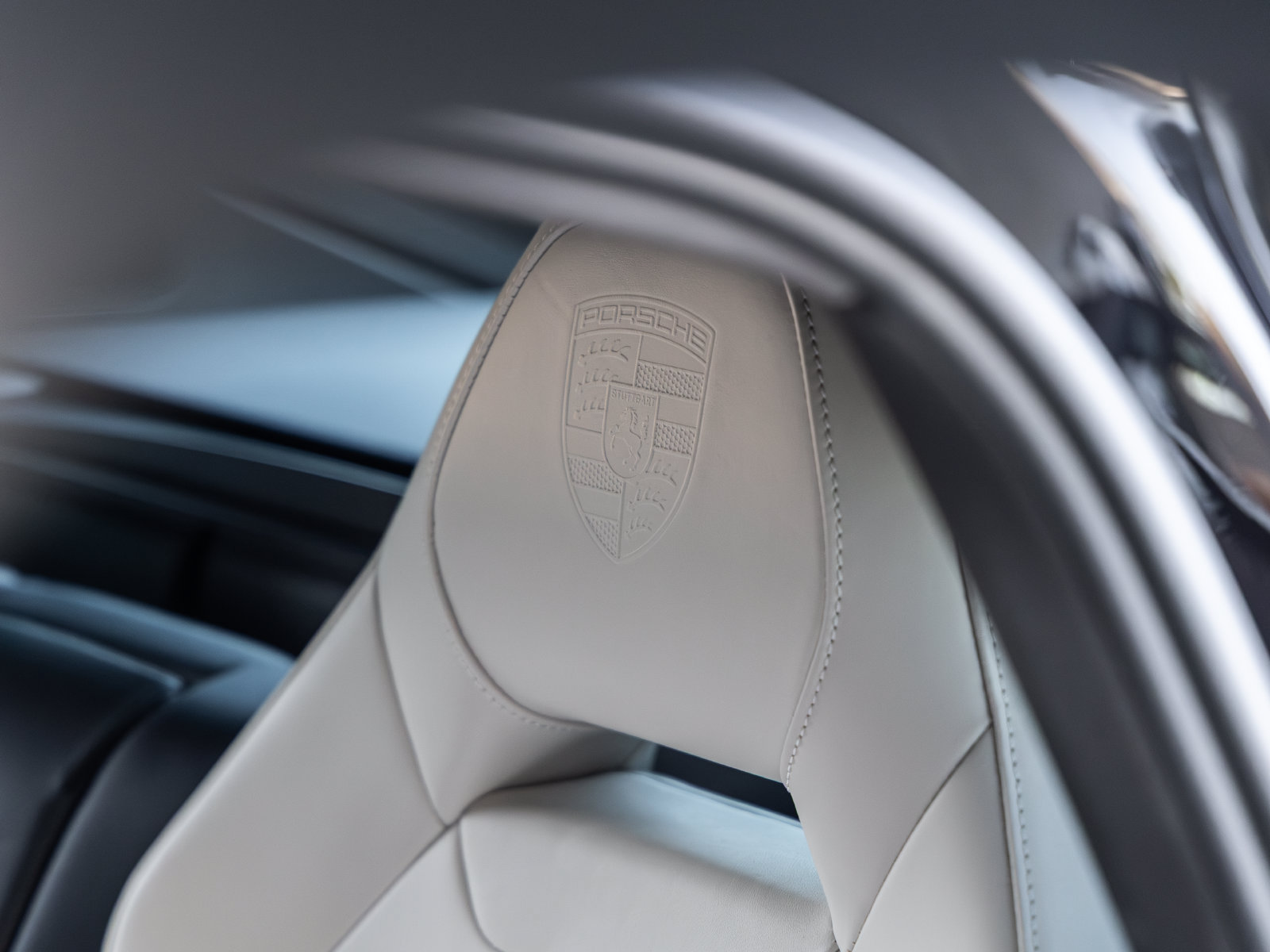 Certified 2024 Porsche Panamera RWD image 36