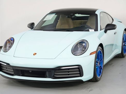 Used 2024 Porsche 911 Carrera image 45