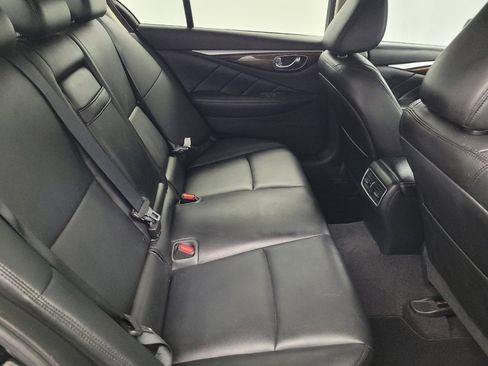 Used 2019 INFINITI Q50 Luxe w/ Essential Package (3.0T Luxe) AWD/4WD image 19