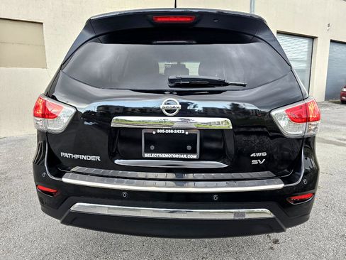 Used 2015 Nissan Pathfinder SV image 11