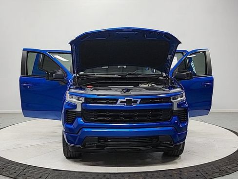 Used 2023 Chevrolet Silverado 1500 RST w/ Protection Package AWD/4WD image 10