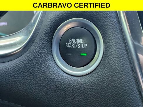 Certified 2023 Chevrolet Traverse LT FWD image 21