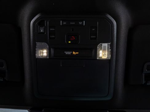 Used 2024 Toyota Tacoma TRD Sport w/ TRD Sport Upgrade Package image 28