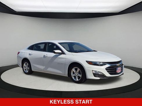 Used 2024 Chevrolet Malibu LT FWD image 8