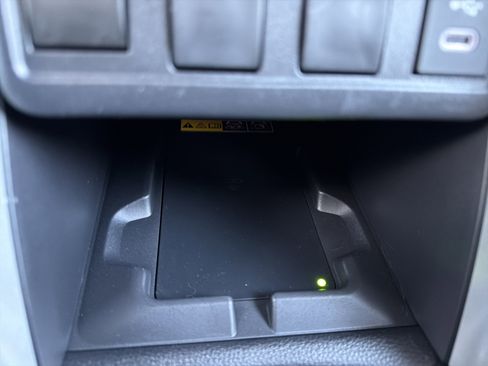 Used 2024 Toyota Corolla Cross LE image 20