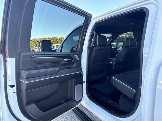 Used 2025 GMC Sierra 2500 AT4X AWD/4WD image 14