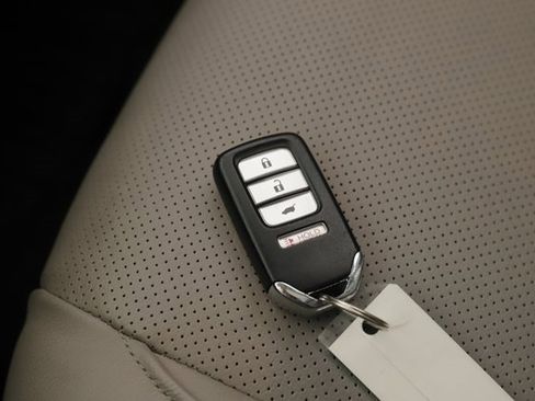 Used 2019 Honda HR-V EX-L image 21