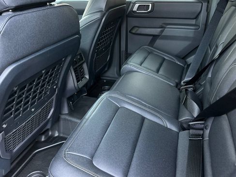 New 2026 Ford Bronco Badlands AWD/4WD image 11