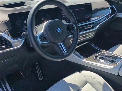 Used 2026 BMW X5 M60i image 10
