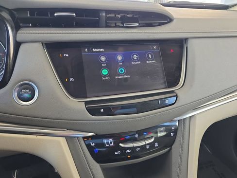 Used 2024 Cadillac XT5 Premium Luxury FWD image 13