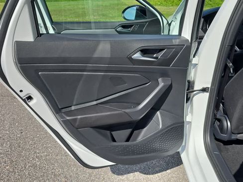 Used 2024 Volkswagen Jetta Sport FWD image 11