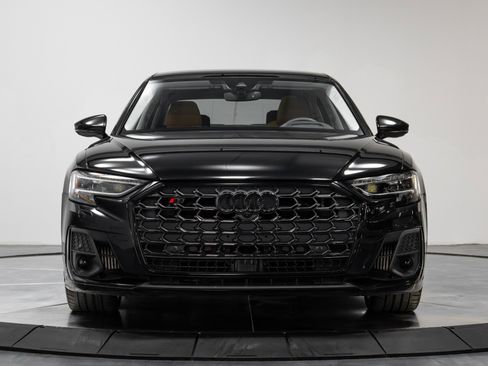 Used 2023 Audi S8 4.0T quattro image 25