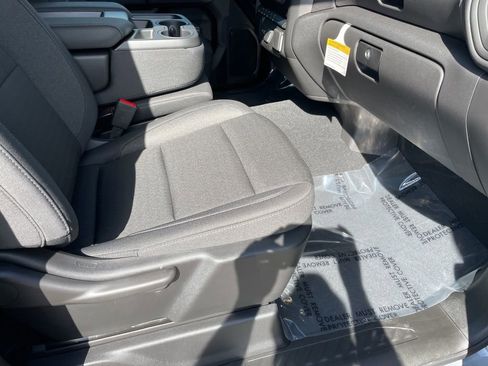 New 2026 Chevrolet Silverado 1500 Custom image 25