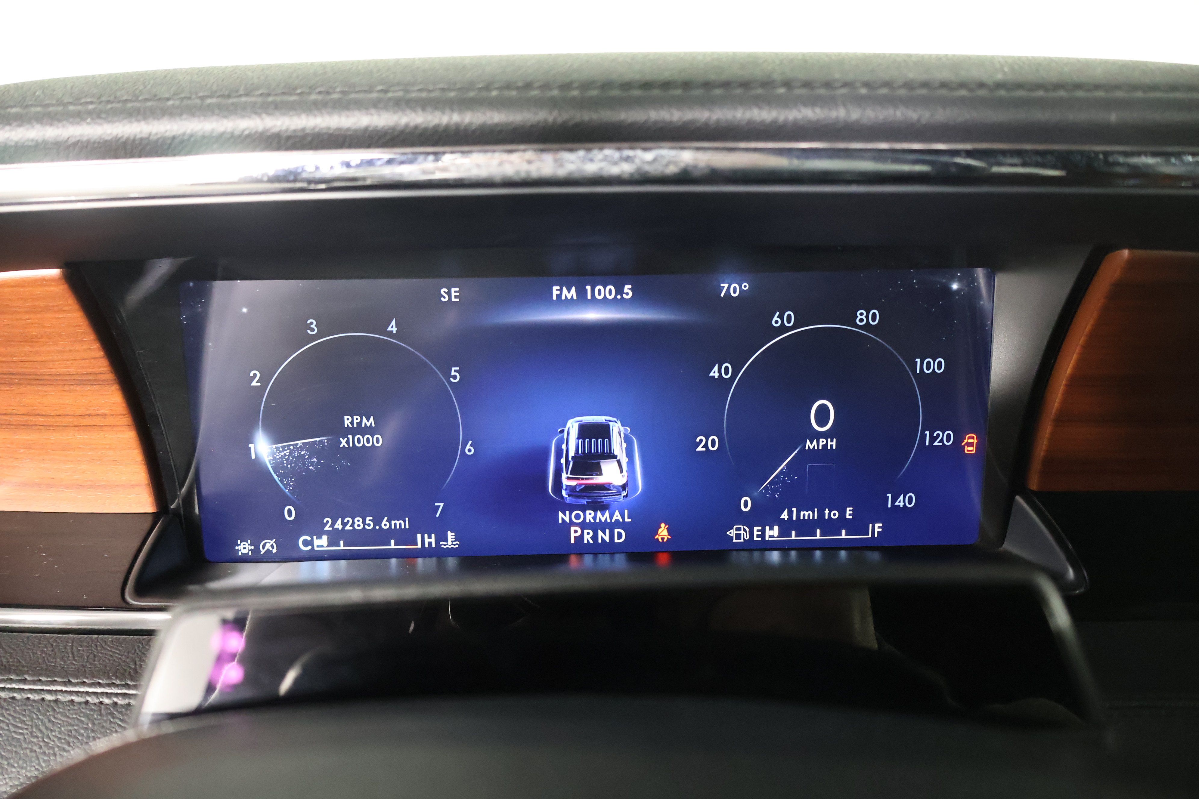 Used 2024 Lincoln Navigator Premiere AWD/4WD image 20
