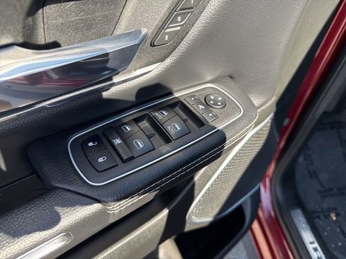 Used 2022 RAM 1500 Laramie w/ Sport Appearance Package AWD/4WD image 19