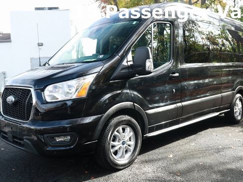 Used 2023 Ford Transit 350 XLT image 3