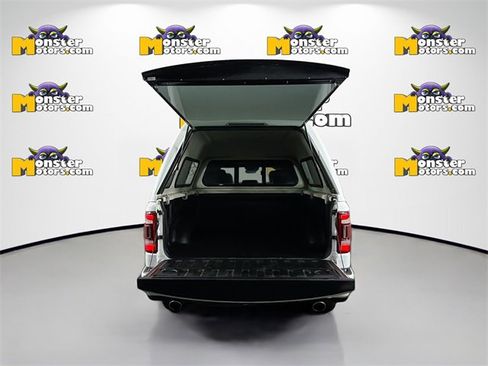 Used 2022 RAM 1500 Limited w/ Body-Colour Bumper Group image 23