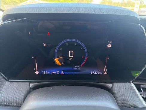 Used 2025 Chevrolet TrailBlazer LT AWD/4WD image 24