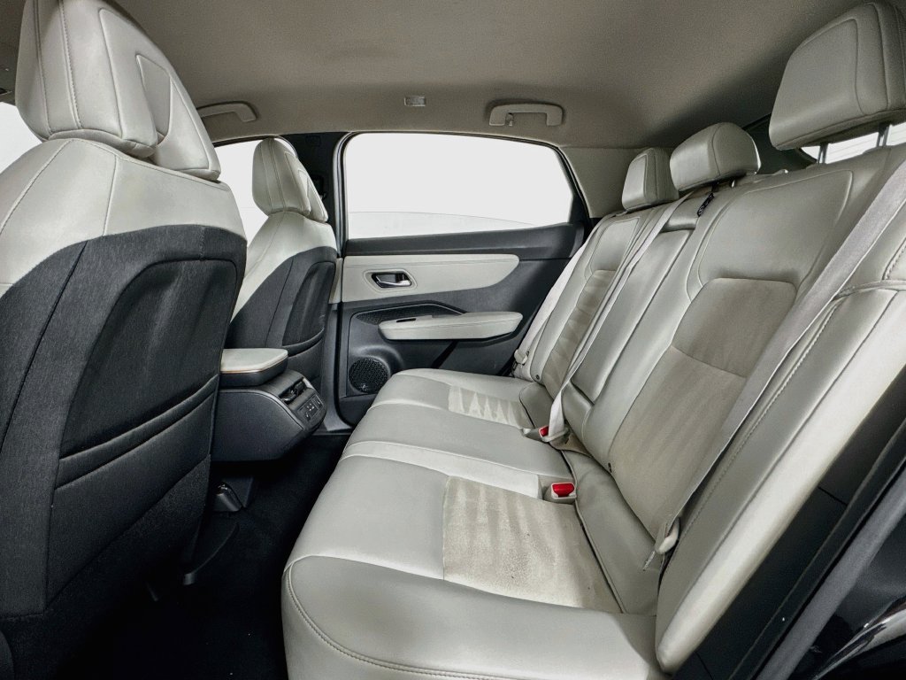 Used 2023 Nissan Ariya FWD image 12