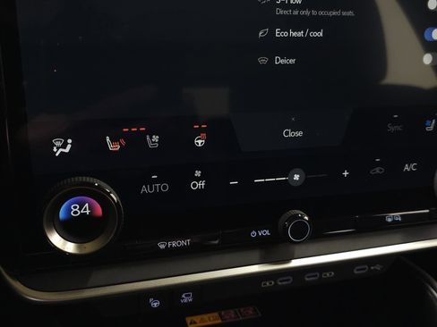 Used 2024 Lexus RZ 450e Premium image 28