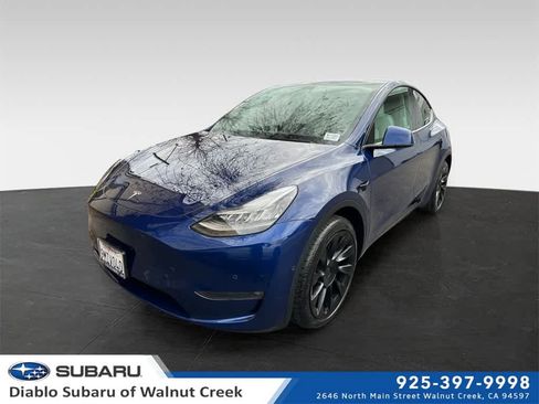 Used 2021 Tesla Model Y Long Range image 1