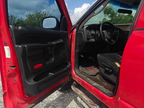 Used 2005 Dodge Ram 1500 Truck SLT AWD/4WD image 11