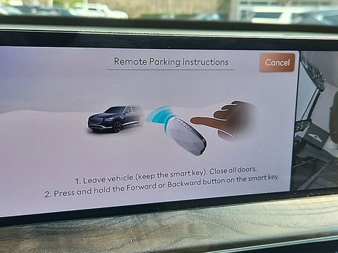 Used 2025 Genesis GV80 2.5T Prestige image 18