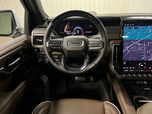 New 2026 GMC Yukon XL Denali Ultimate w/ LPO, Floor Liner Package AWD/4WD image 18
