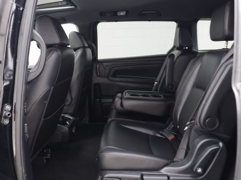 Used 2023 Honda Odyssey Sport image 13